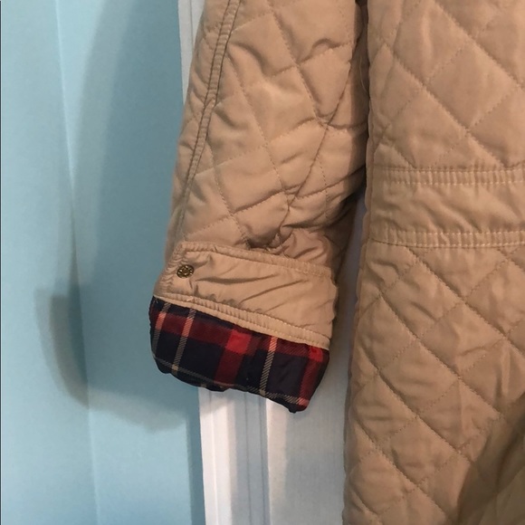 Lightweight jacket - Picture 3 of 3